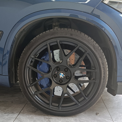 알루미늄 BMW X5 브레이크 캘리퍼스 큰 크기 10 피스톤 캘리퍼스 420mm 탄소 세라믹 디스크